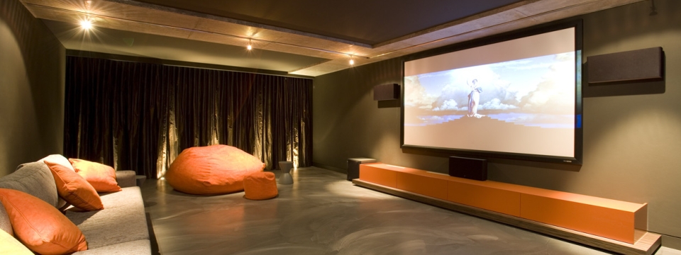 home theater basement renovation montreal